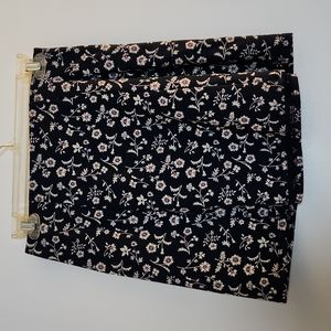 COPY - Hollister Small Blue and White Flower Design Skirt